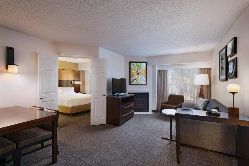 Residence Inn by Marriott Austin The Domain Area - image 1