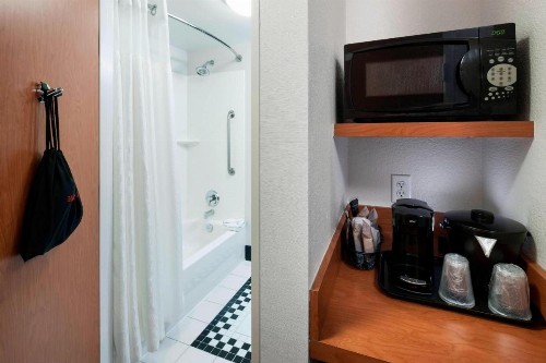 Fairfield Inn & Suites by Marriott Austin Parmer Tech Ridge - image 29