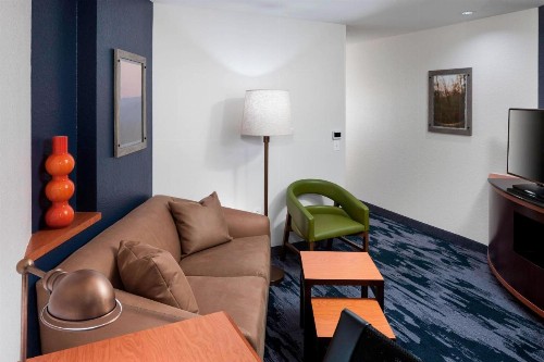 Fairfield Inn & Suites by Marriott Austin Parmer Tech Ridge - image 3