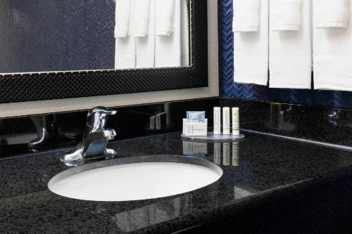 Fairfield Inn & Suites by Marriott Austin Parmer Tech Ridge - image 6
