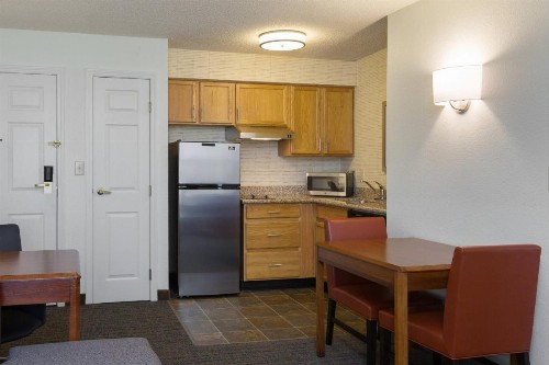 Residence Inn by Marriott Austin Parmer/Tech Ridge - image 11