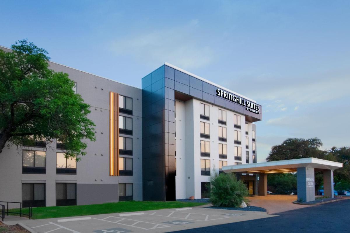 SpringHill Suites by Marriott Austin Northwest/The Domain Area - image 2
