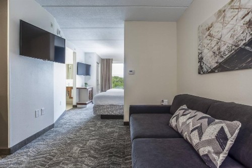 SpringHill Suites by Marriott Austin Northwest/The Domain Area - image 4