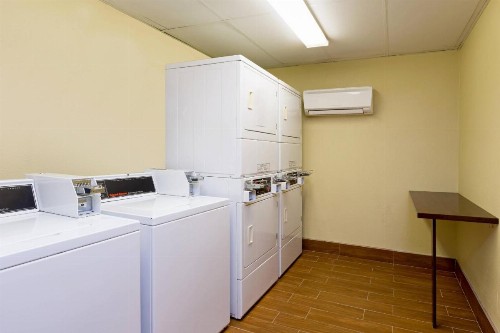SpringHill Suites Austin South - image 18