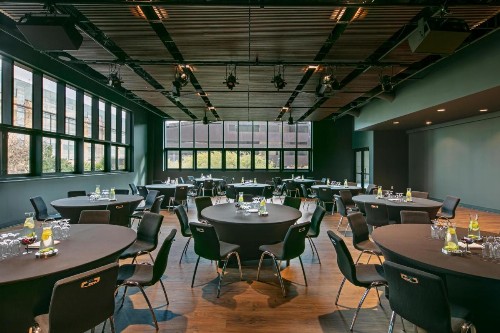 W Austin - image 2