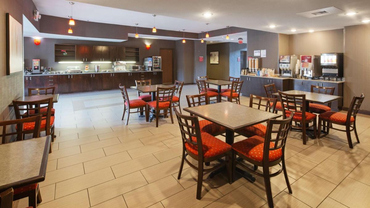 Best Western PLUS Austin Airport Inn & Suites - image 5