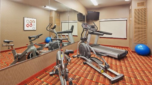 Best Western PLUS Austin Airport Inn & Suites - image 8