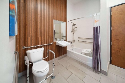La Quinta by Wyndham Austin NW/Lakeline Mall - image 20