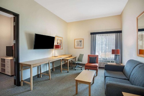 La Quinta by Wyndham Austin NW/Lakeline Mall - image 29