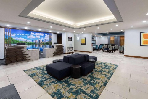 La Quinta by Wyndham Austin NW/Lakeline Mall - image 7