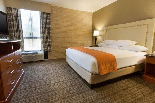 Drury Inn & Suites Austin North - image 14