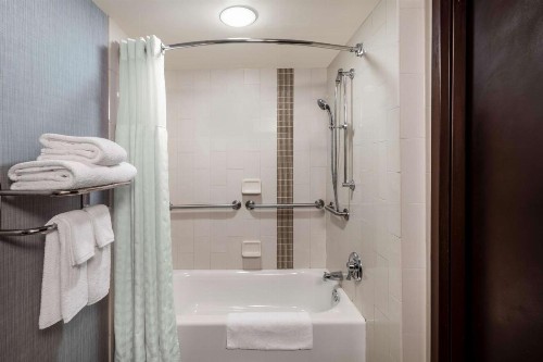 Sonesta Select Austin North Central - image 18