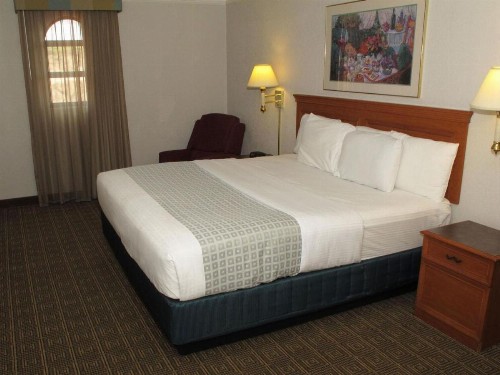 La Quinta Inn & Suites by Wyndham Austin South / Ih35 - image 7