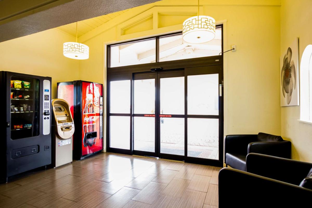 Motel 6-Austin TX - Midtown - image 5