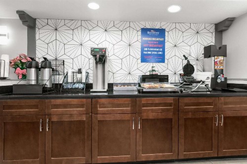 La Quinta Inn by Wyndham Austin University Area - image 31