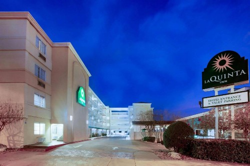 La Quinta Inn by Wyndham Austin Capitol / Downtown - image 11