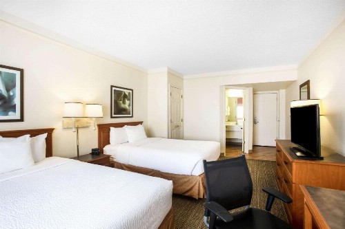 La Quinta Inn by Wyndham Austin Capitol / Downtown - image 12
