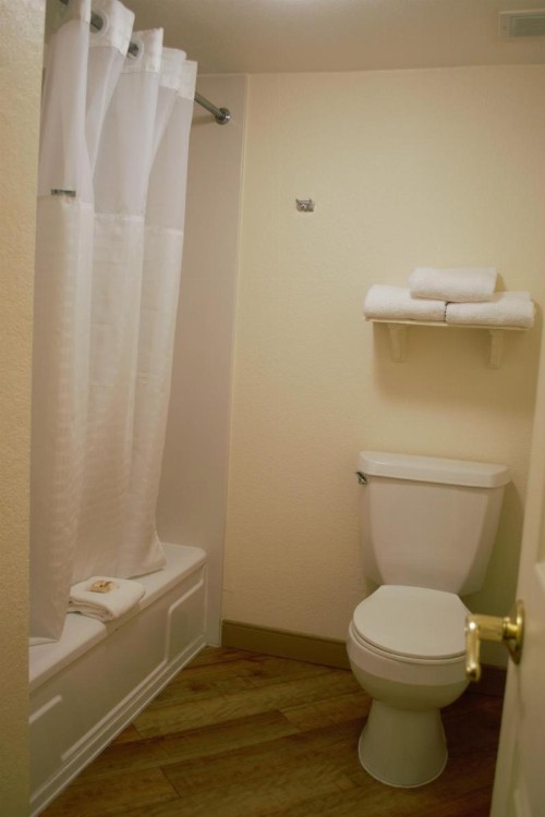 La Quinta Inn by Wyndham Austin Capitol / Downtown - image 28