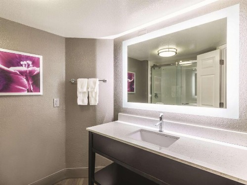 La Quinta by Wyndham Austin at The Domain - image 18