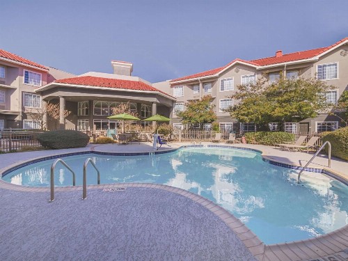 La Quinta by Wyndham Austin at The Domain - image 2