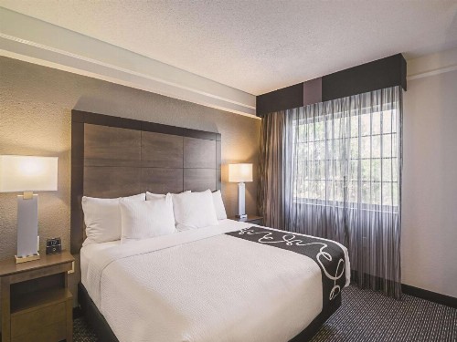 La Quinta by Wyndham Austin at The Domain - image 36