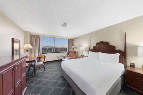 Austin Southpark Hotel - image 11