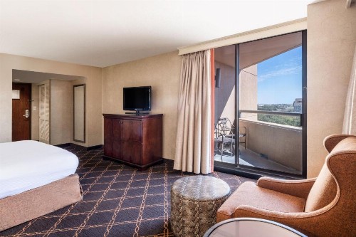 Austin Southpark Hotel - image 23