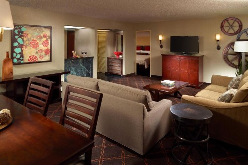Austin Southpark Hotel - image 9