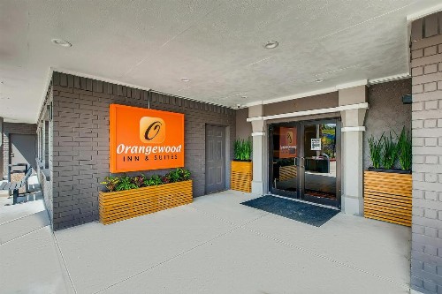 Orangewood Inn and Suites Midtown - image 39