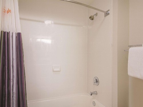 La Quinta by Wyndham Austin Round Rock - image 32