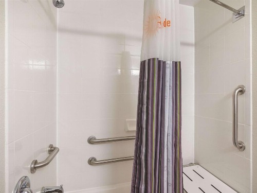 La Quinta by Wyndham Austin Round Rock - image 9