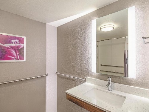 La Quinta by Wyndham Austin Airport - image 27