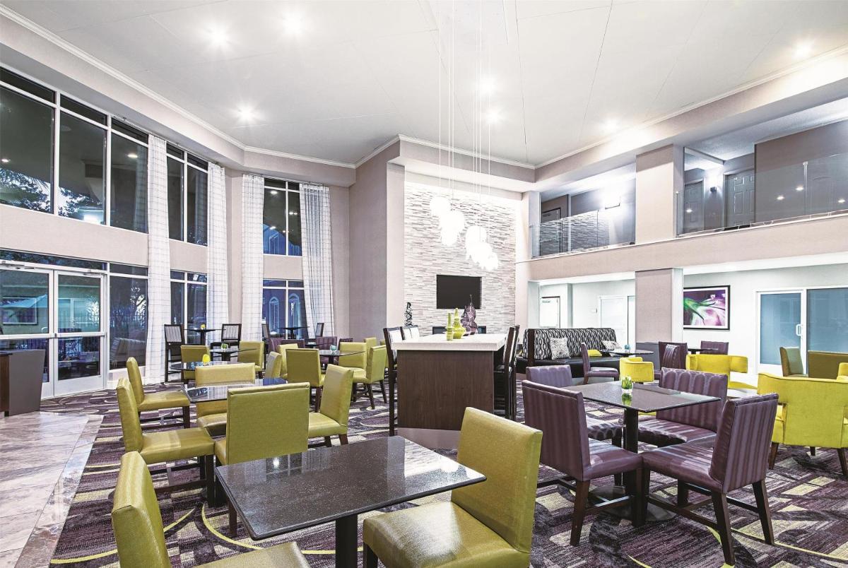 La Quinta by Wyndham Austin Airport - image 6