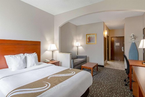 Quality Suites - image 4