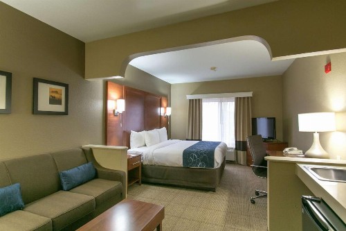Comfort Suites Austin NW Lakeline - image 15