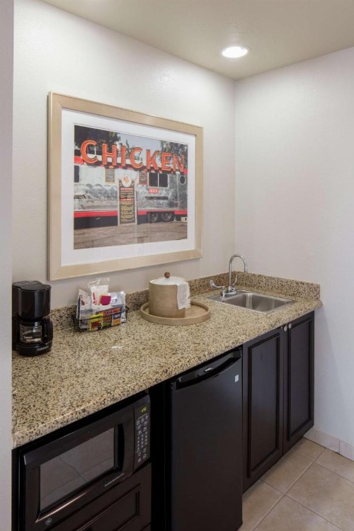 Hampton Inn & Suites Austin Cedar Park-Lakeline - image 38