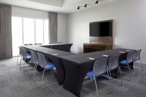 Aloft Austin At The Domain - image 11