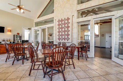 Mountain Star Lodge - image 13