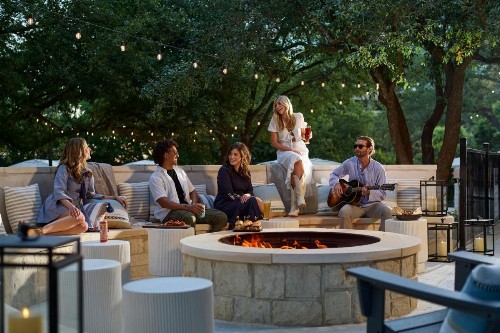 Renaissance Austin Hotel - image 16