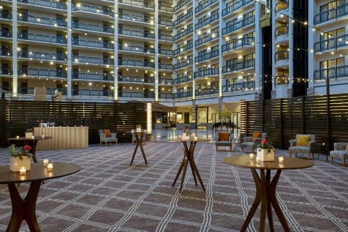 Renaissance Austin Hotel - image 25