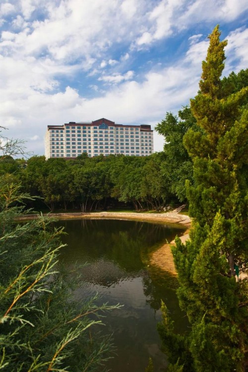 Renaissance Austin Hotel - image 46