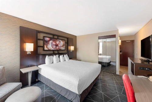 Best Western Plus Austin Central - image 18