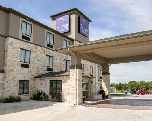 Sleep Inn & Suites Austin - image 1