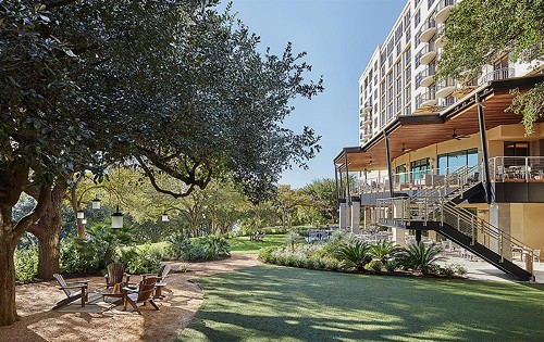 Four Seasons Hotel Austin - image 17
