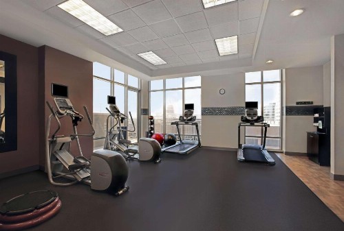 Hampton Inn and Suites Austin University Capitol - image 13