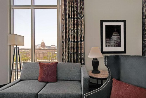 Hampton Inn and Suites Austin University Capitol - image 44