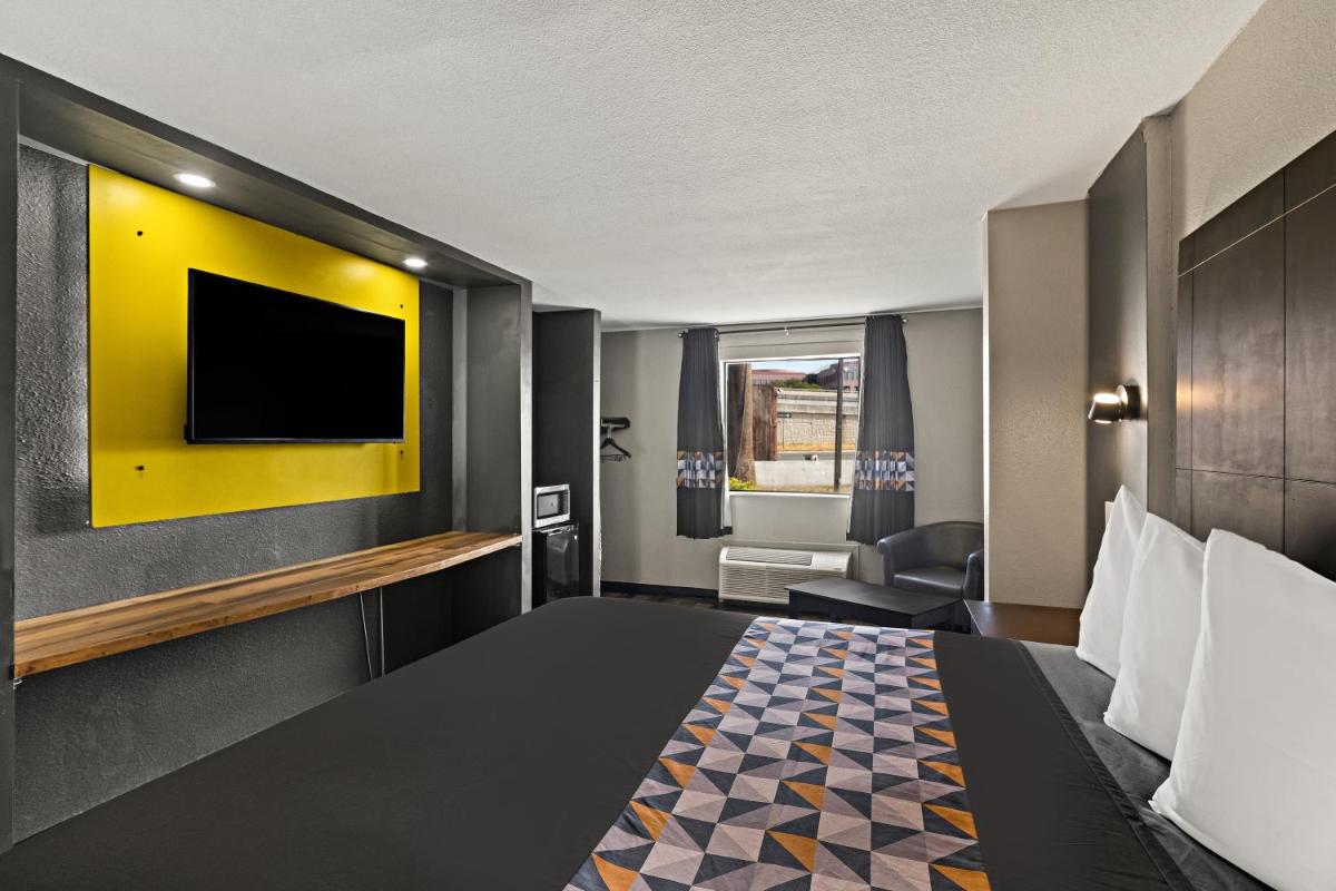 Rodeway Inn and Suites Austin - image 3