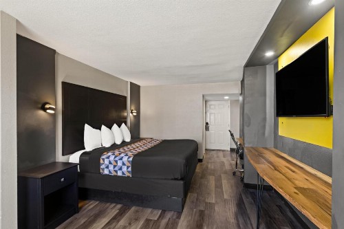 Rodeway Inn and Suites Austin - image 7