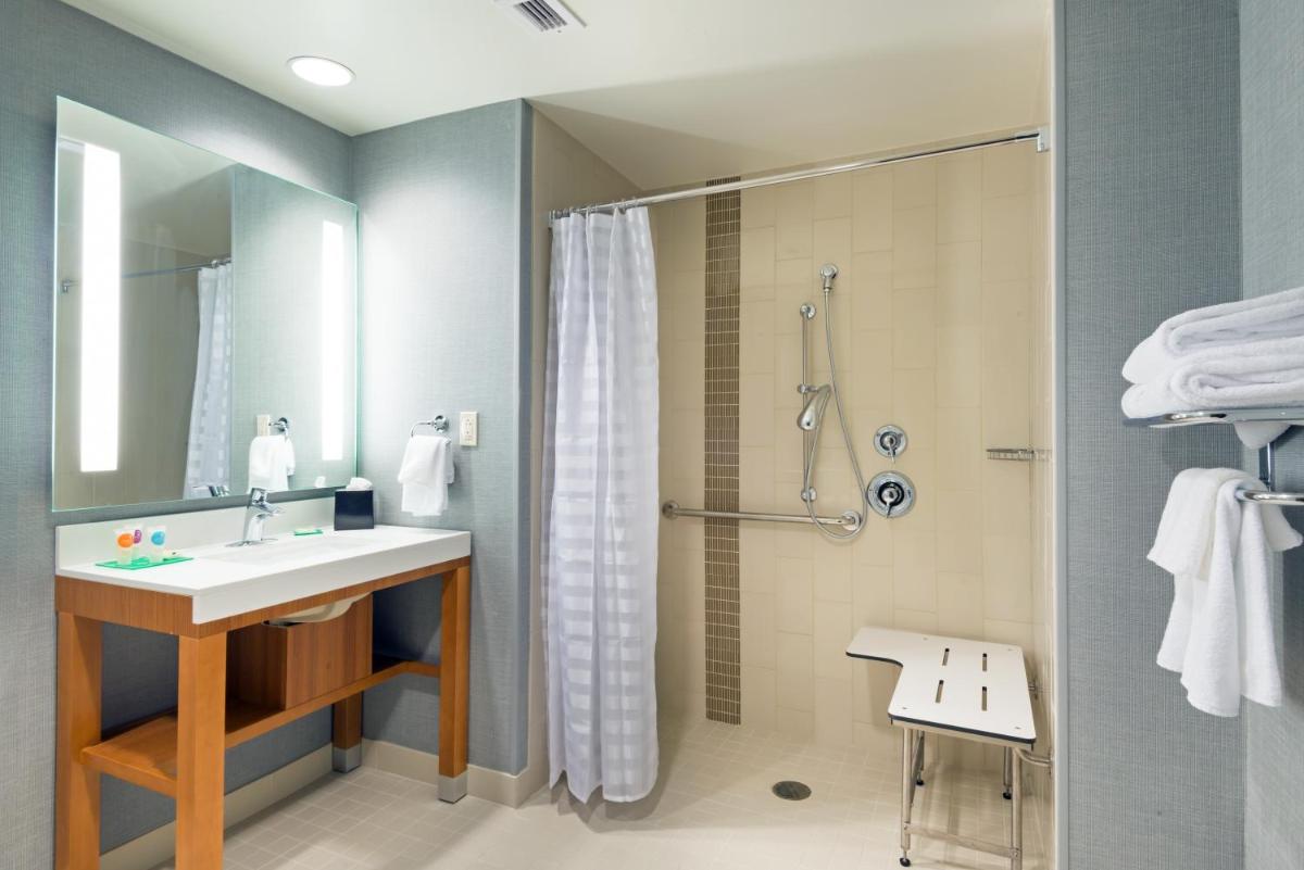 Hyatt Place Austin Downtown - image 2