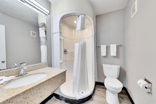 Motel 6-Austin TX - South - Airport - image 39